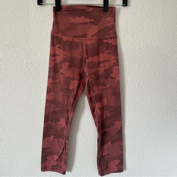 Lululemon Align Crop *21"
Heritage 365 Camo Brier Rose Multi Sz 2 - Picture 7 of 11
